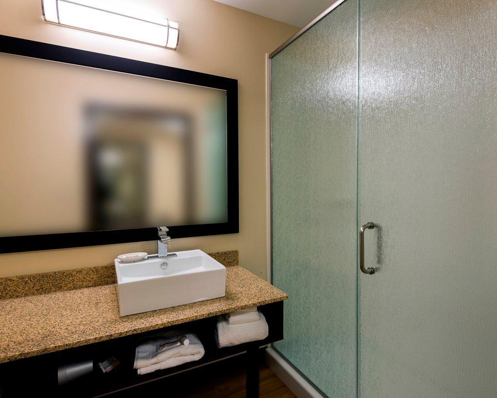 Red Roof Inn Plus+ & Suites Malone Zewnętrze zdjęcie
