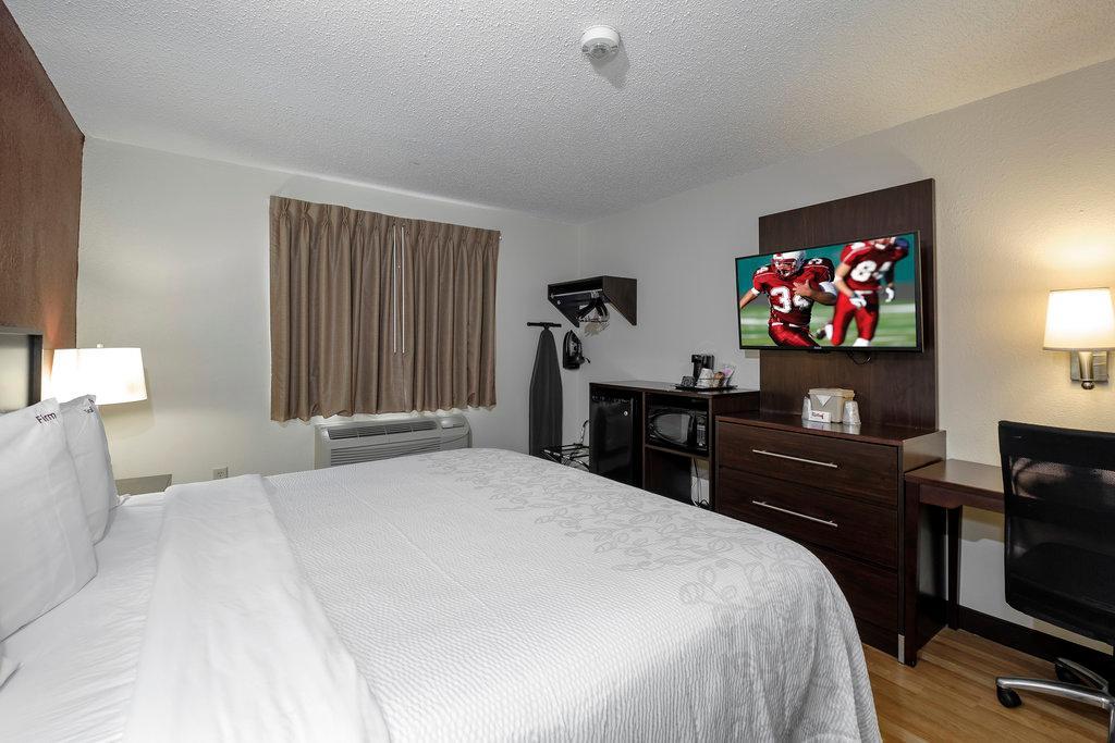 Red Roof Inn Plus+ & Suites Malone Zewnętrze zdjęcie
