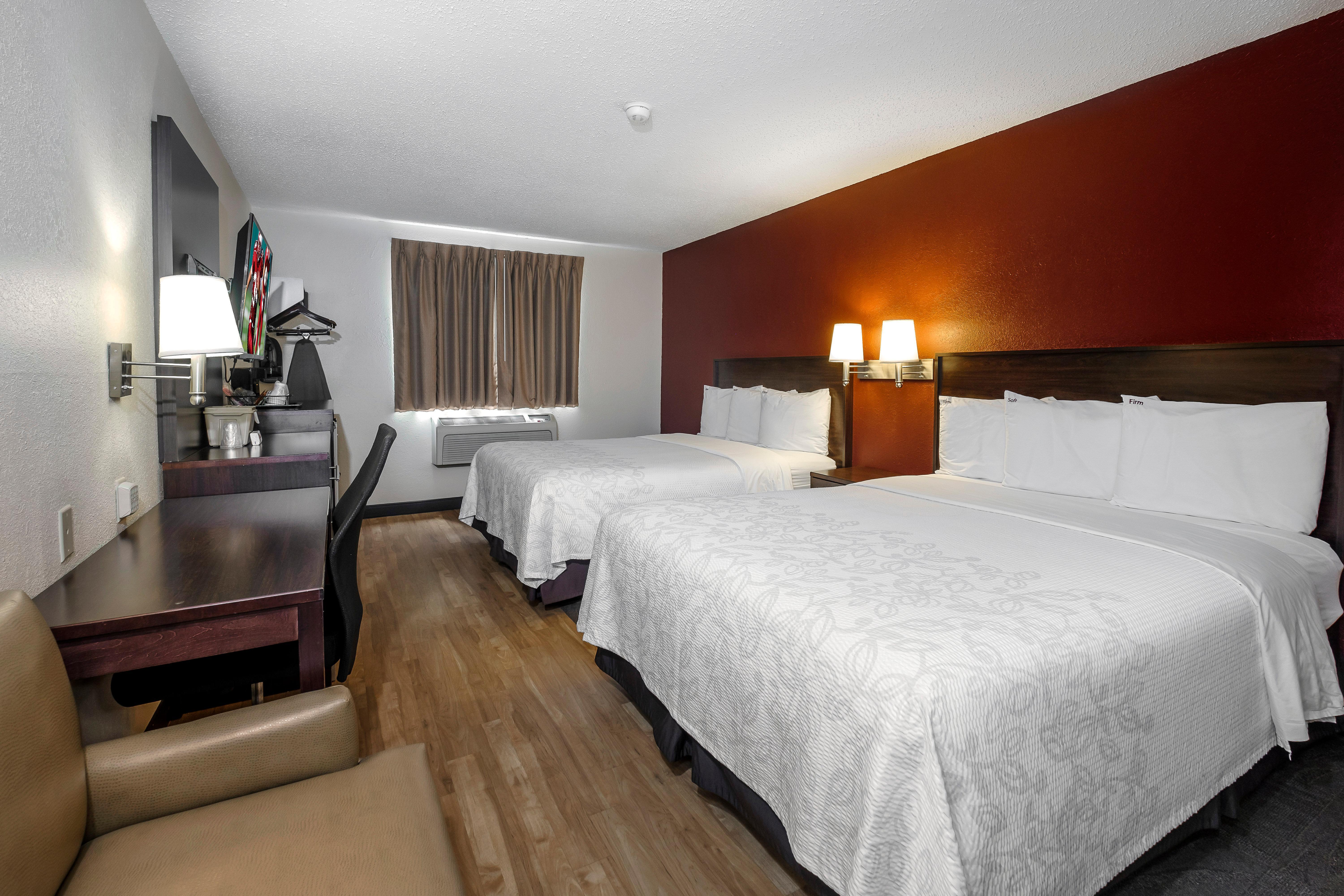 Red Roof Inn Plus+ & Suites Malone Zewnętrze zdjęcie