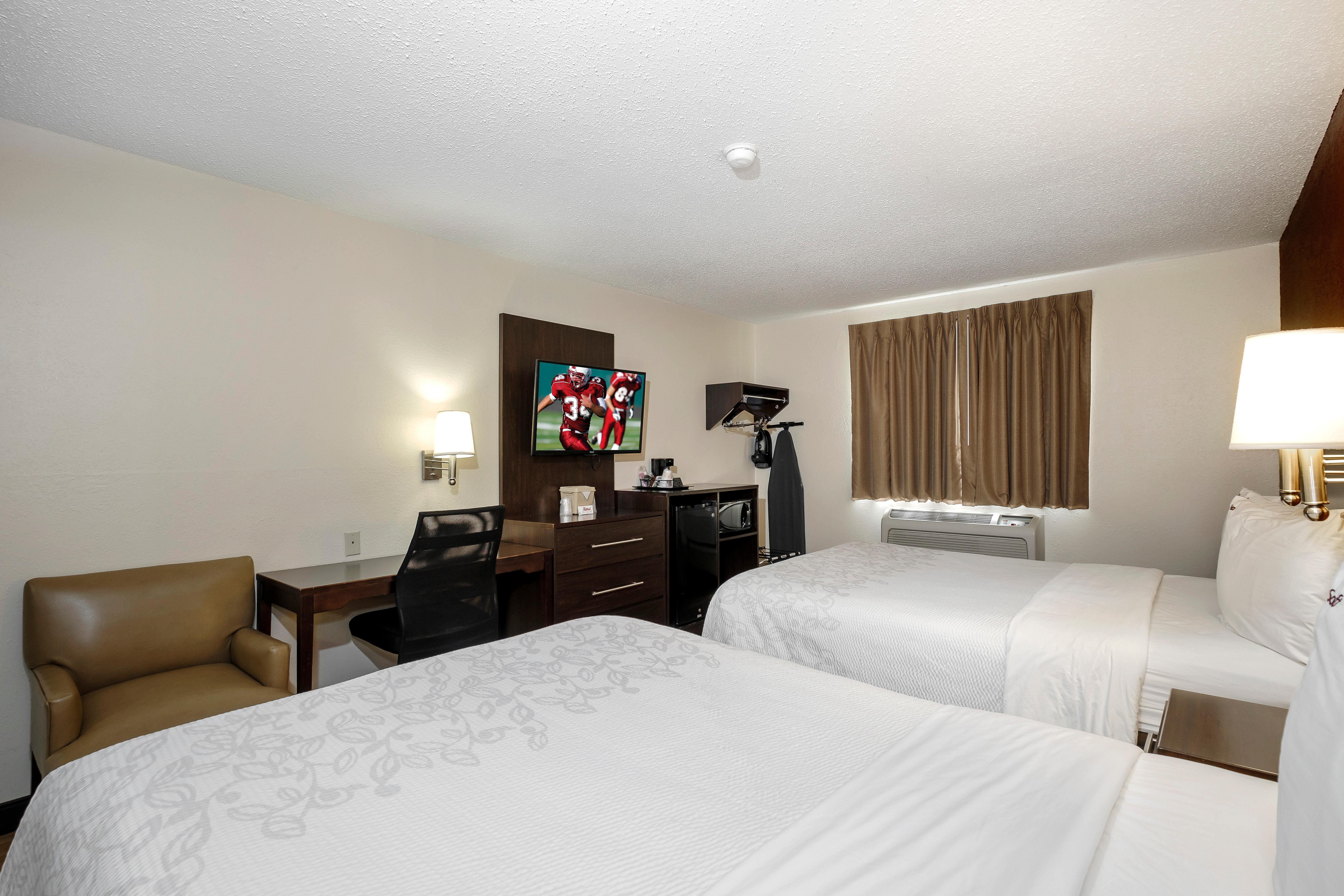 Red Roof Inn Plus+ & Suites Malone Zewnętrze zdjęcie