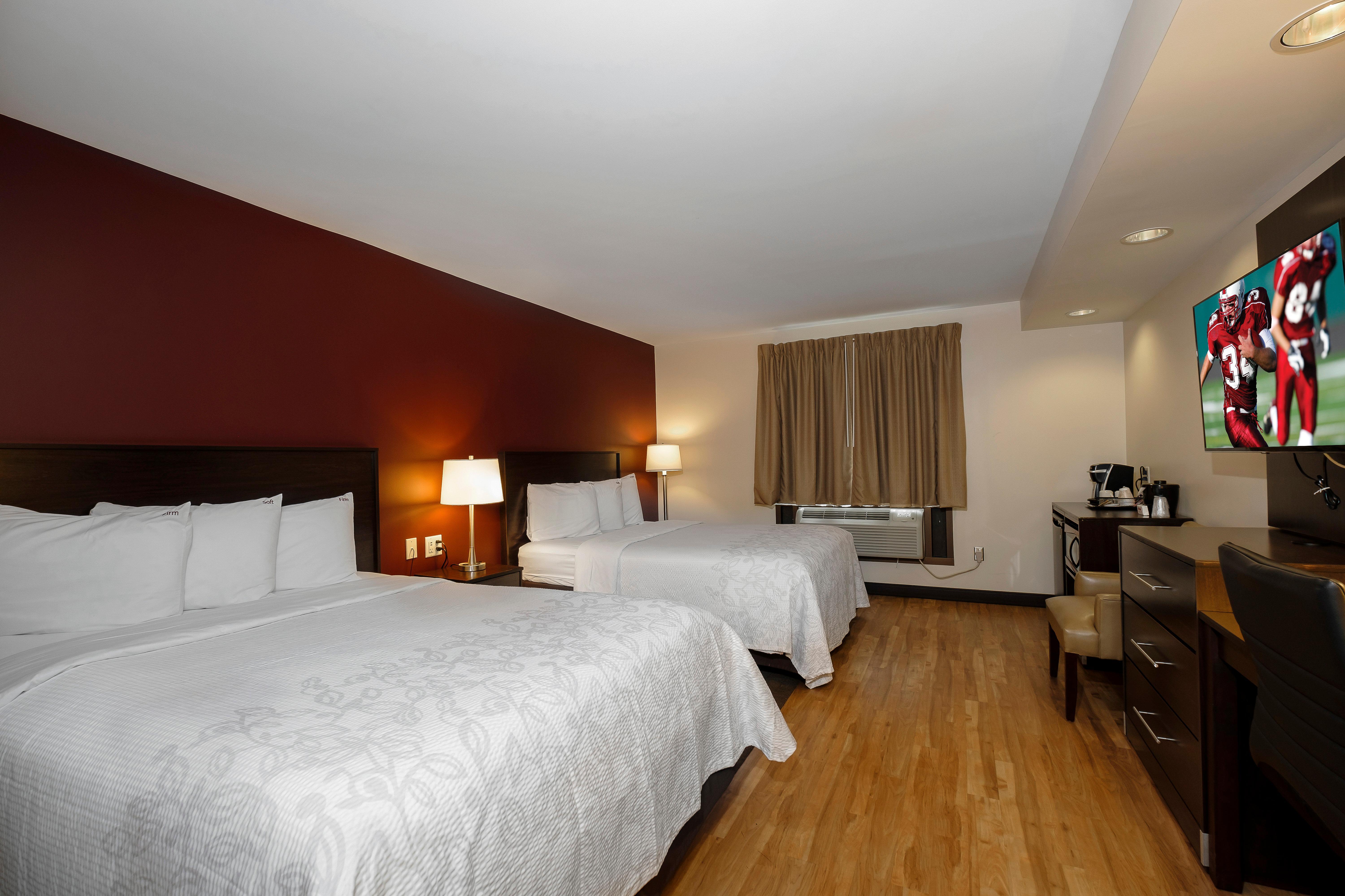 Red Roof Inn Plus+ & Suites Malone Zewnętrze zdjęcie