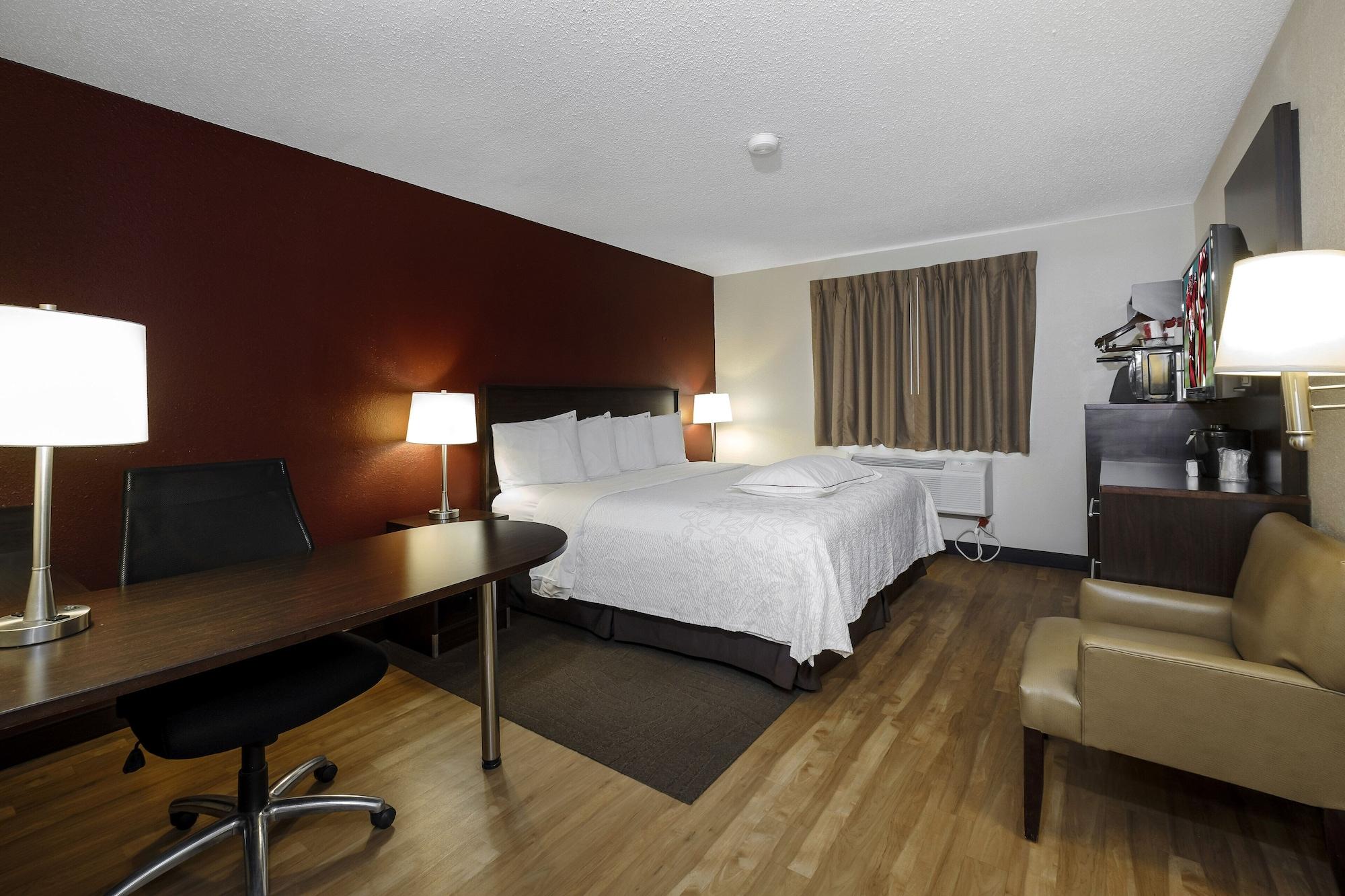 Red Roof Inn Plus+ & Suites Malone Zewnętrze zdjęcie